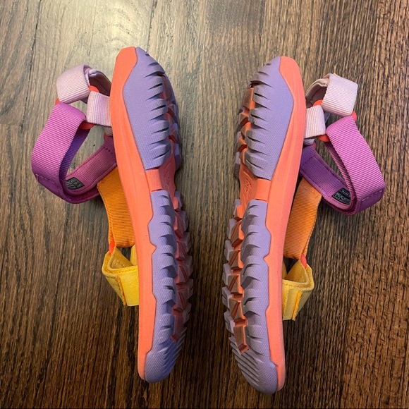 Teva x Outdoor Voices Hurricane XLT2 Sandals - Picture 5 of 14
